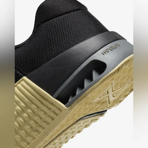 EUC Nike Men's Metcon 9 - Picture 7 of 16